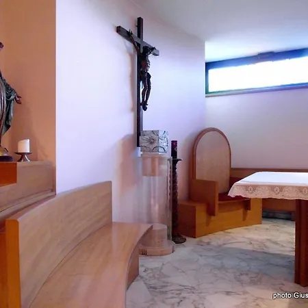 Nova Domus Aurelia Rome