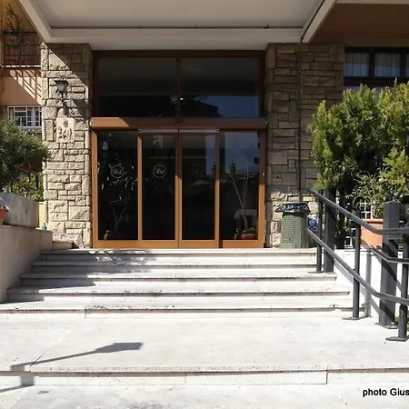 Nova Domus Aurelia 3* Řím